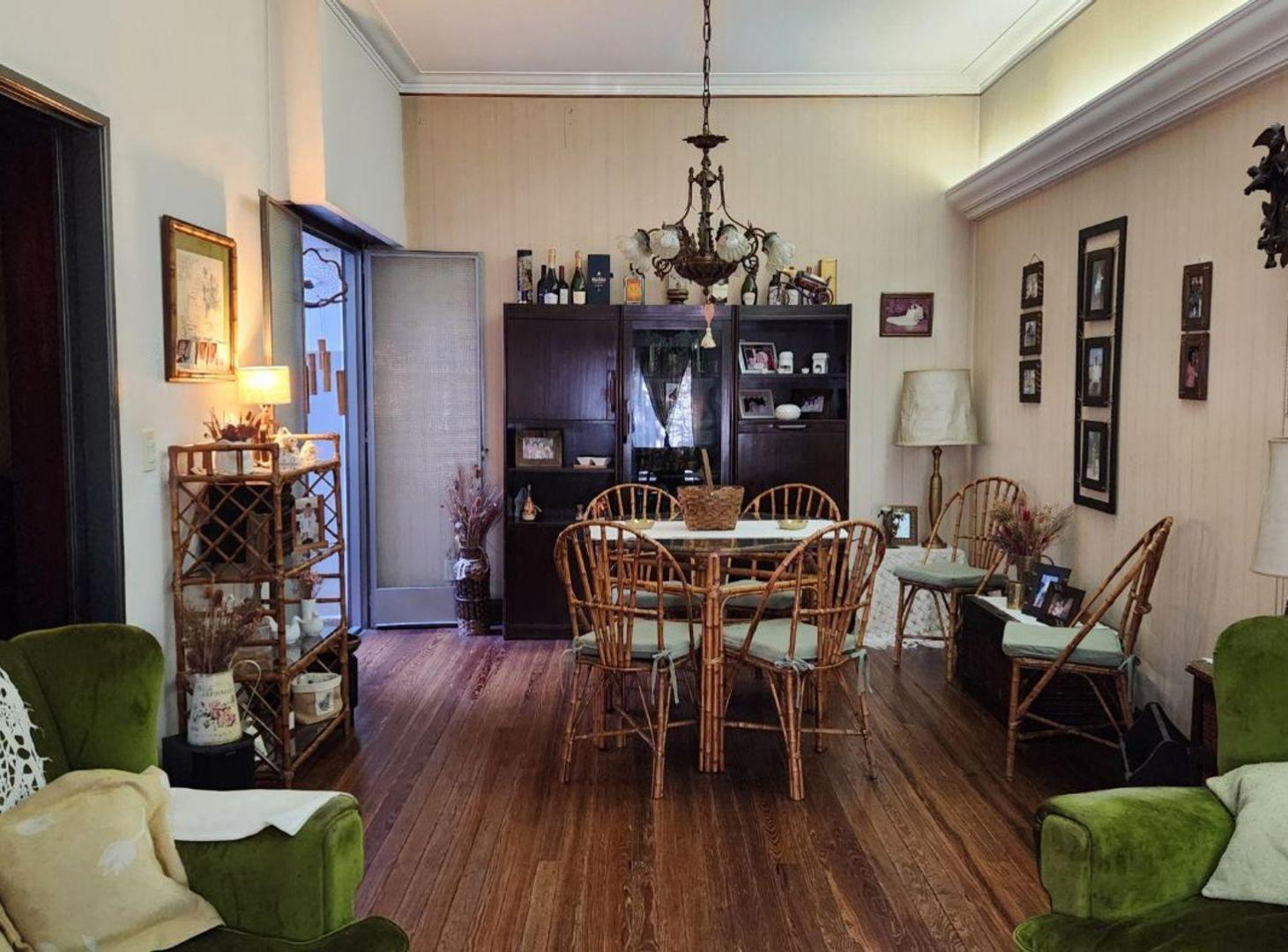 Foto de CASA 4 AMBIENTES CON COCHERA Y PATIO EN FLORESTA, imagen 3