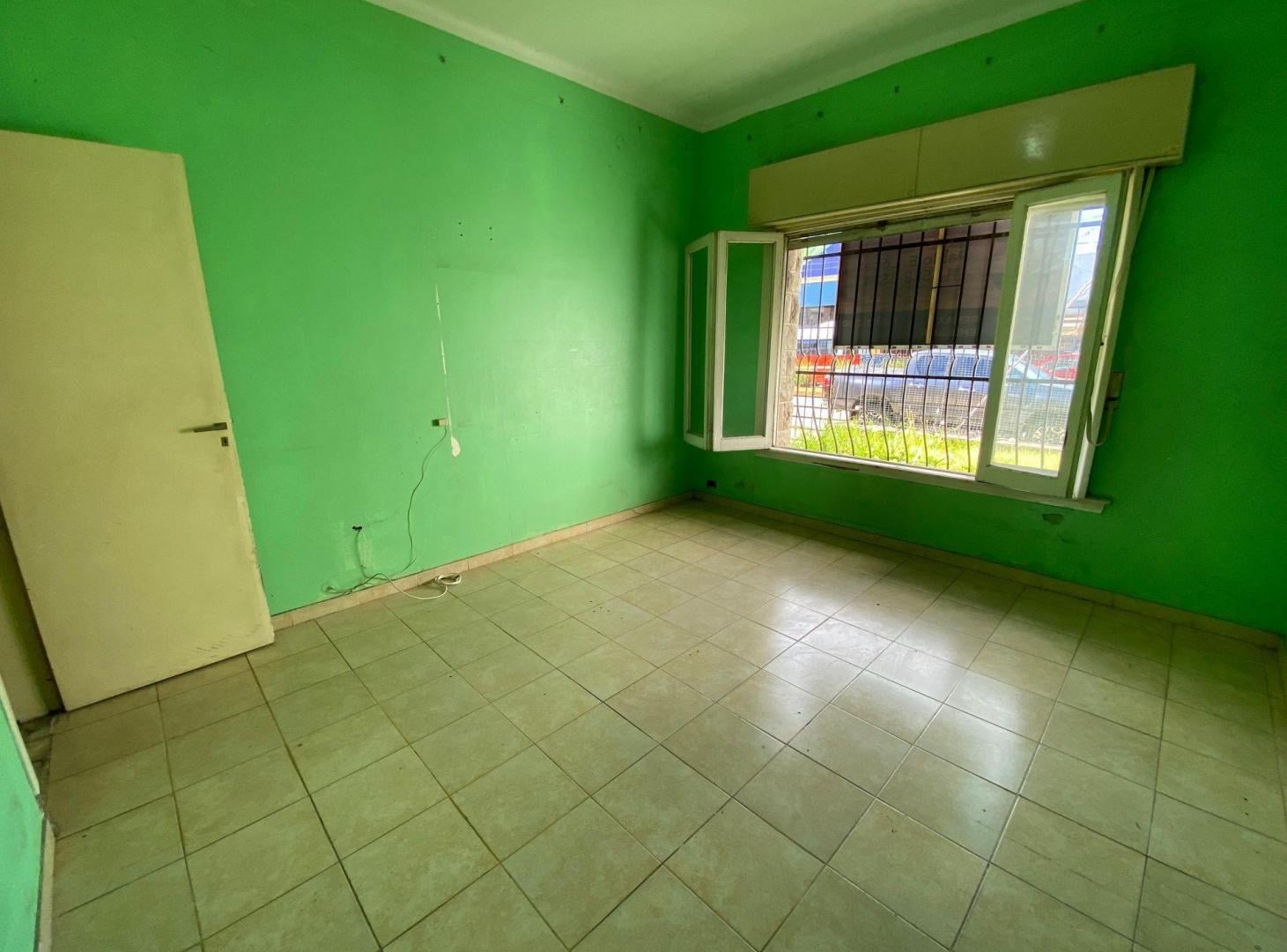 Foto de Chalet Pintoresco Av.Principal Z/Comercial Quilmes, imagen 4