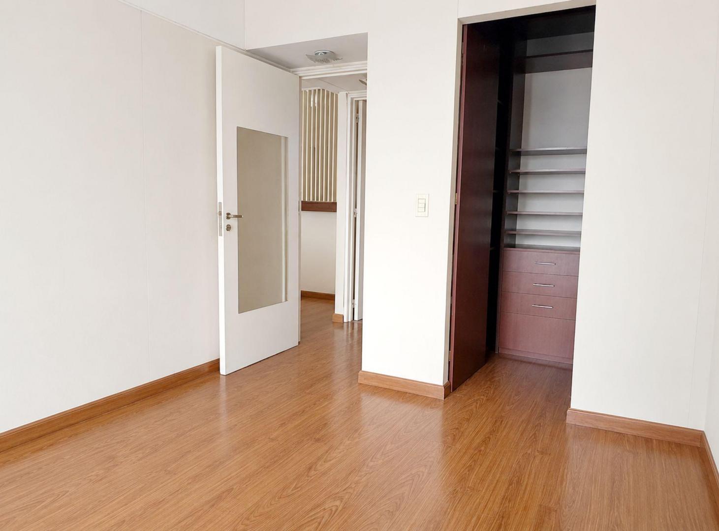 Foto de VENTA DEPARTAMENTO 2 AMBIENTES MATADEROS PILETA, imagen 5