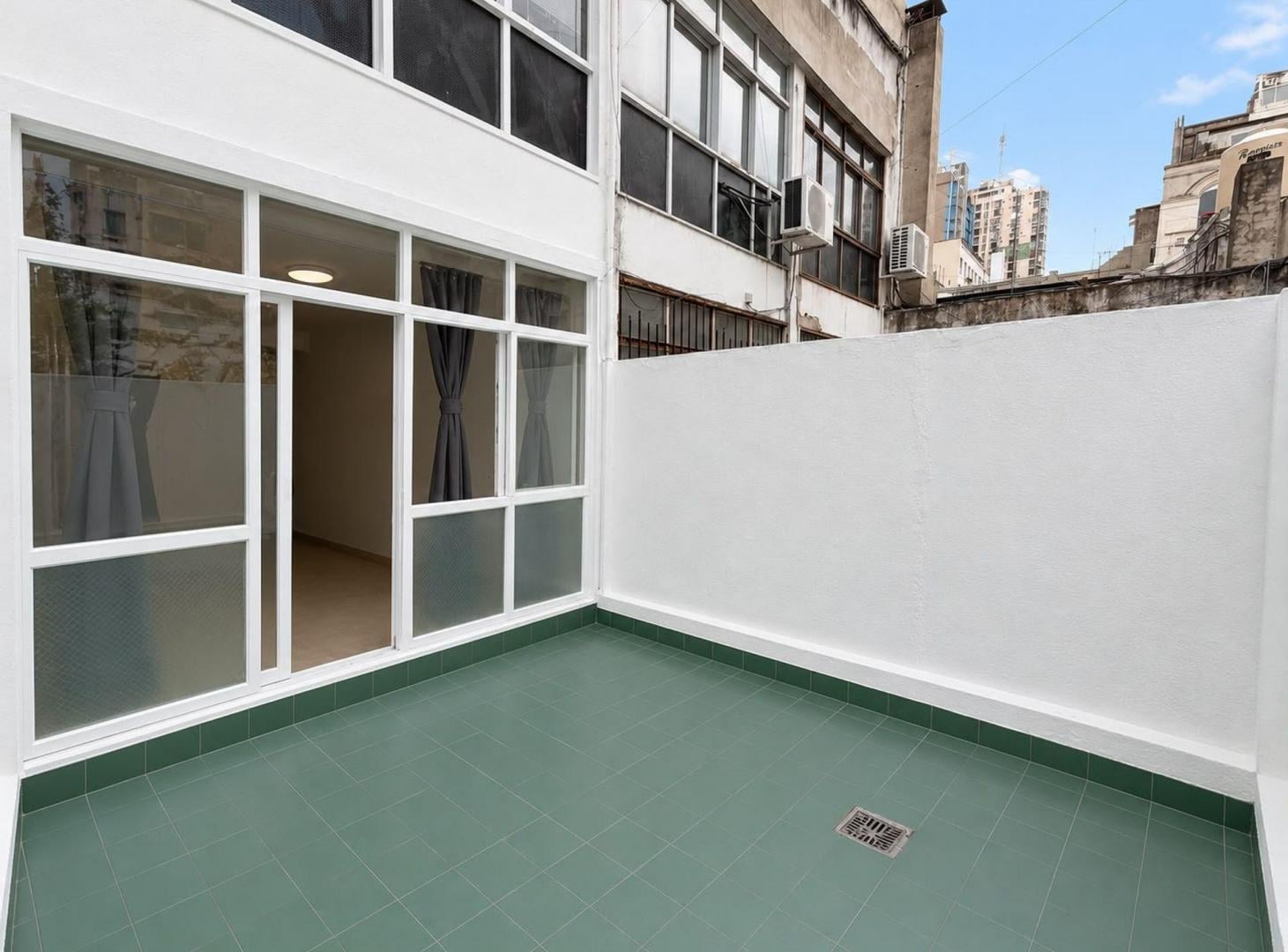 Foto de VENTA OFICINA FLORIDA Y CORRIENTES -MICROCENTRO, imagen 5