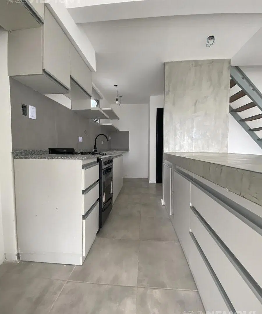 VENTA DEPARTAMENTO 4 ambientes SAAVEDRA 5