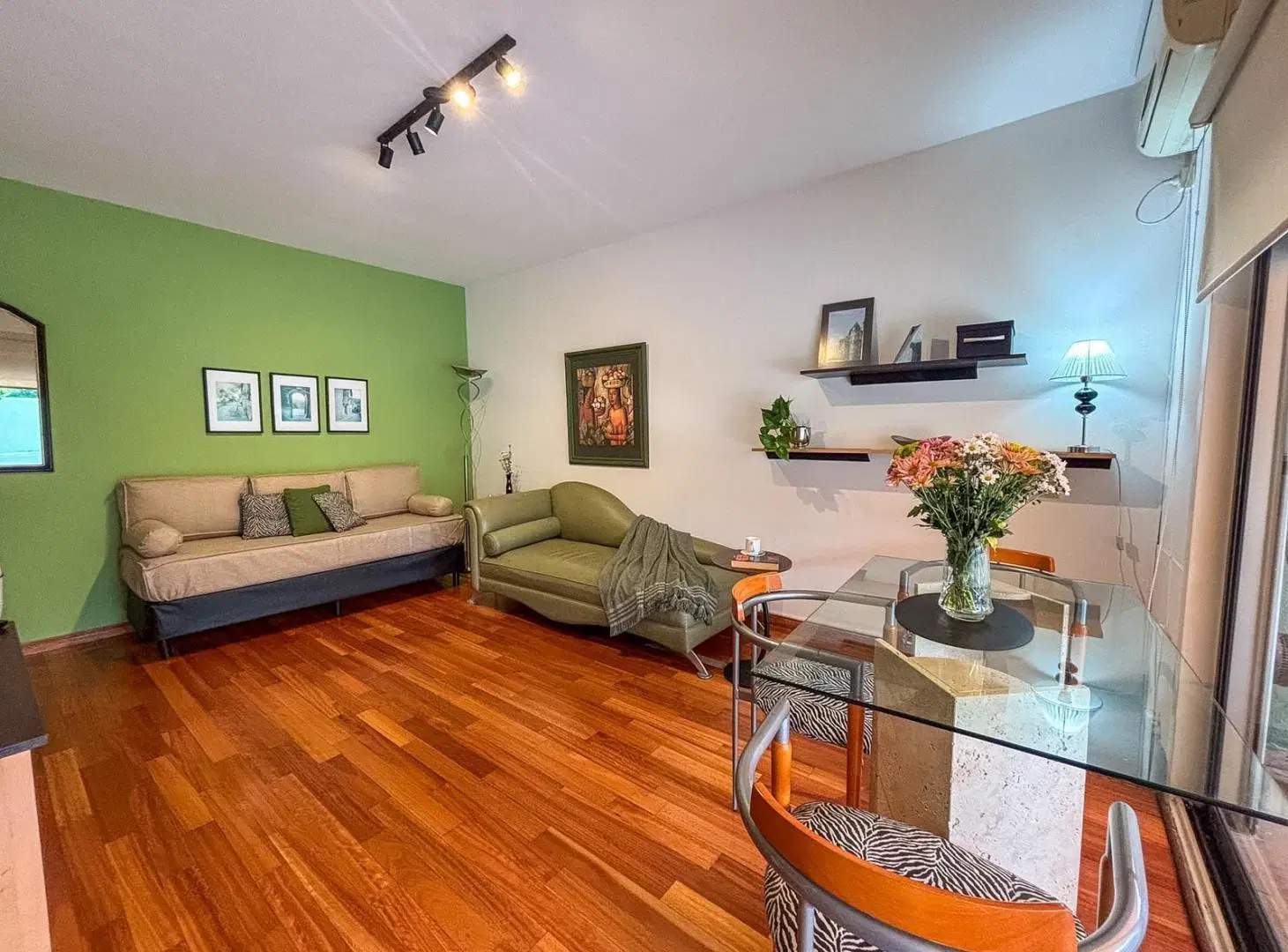 Venta departamento monoambiente con gran terraza propia en Belgrano 5