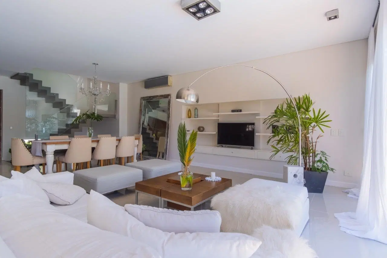 Espectacular casa en alquiler con muebles Nordelta 5