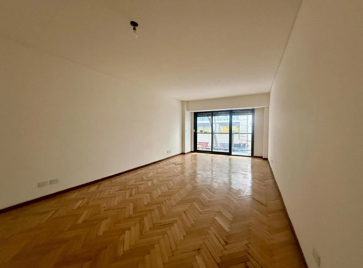 Departamento Venta 4 amb Frente   Dependencia   Cochera y Baulera 5