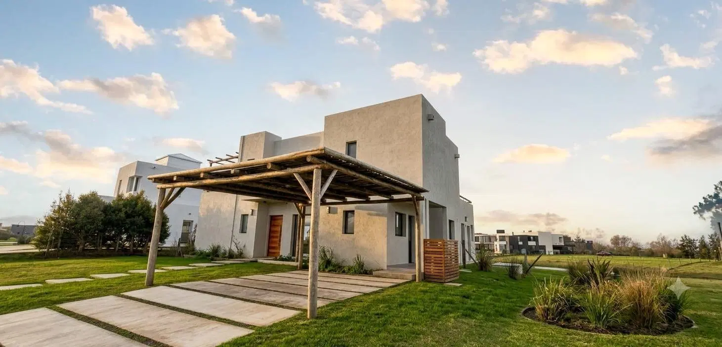 Casa en venta a la laguna Barrio El Naudir 3