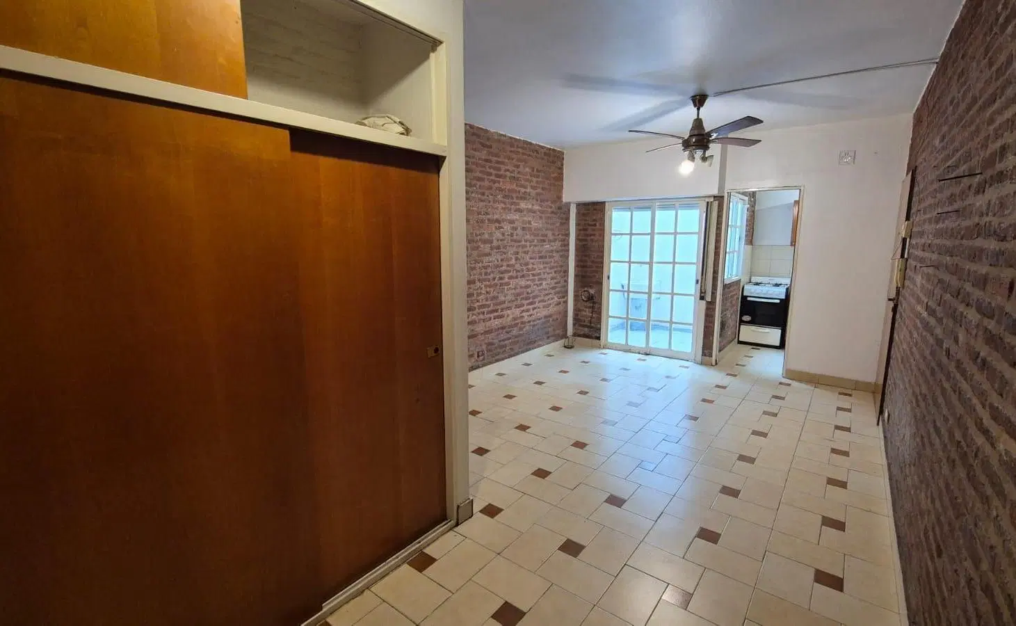Monoambiente a la venta en Caballito Planta Baja con Patio 4