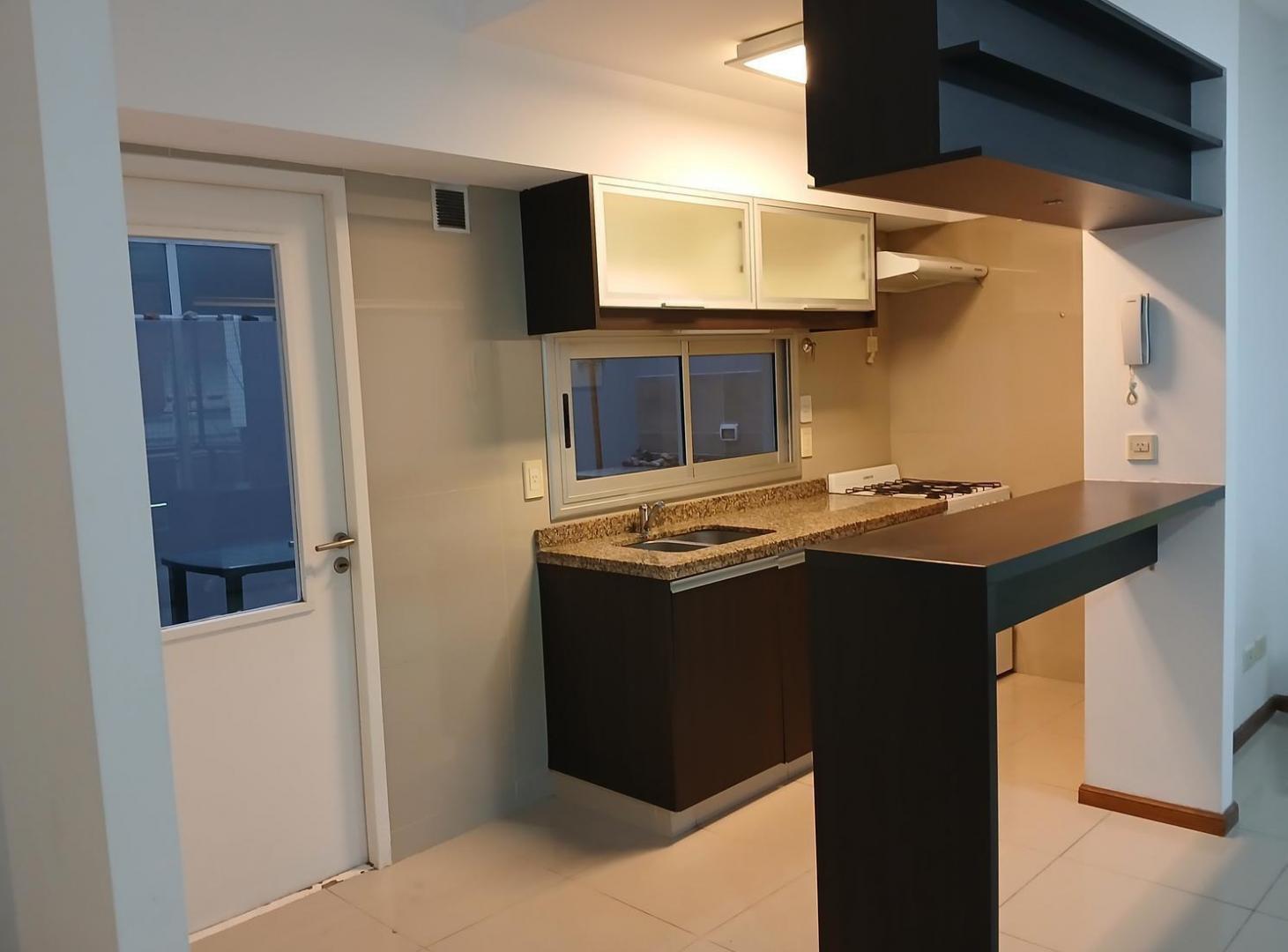 Foto de Alquiler Departamento 2 ambientes con patio a metros de Cabildo en Nuñez, imagen 1