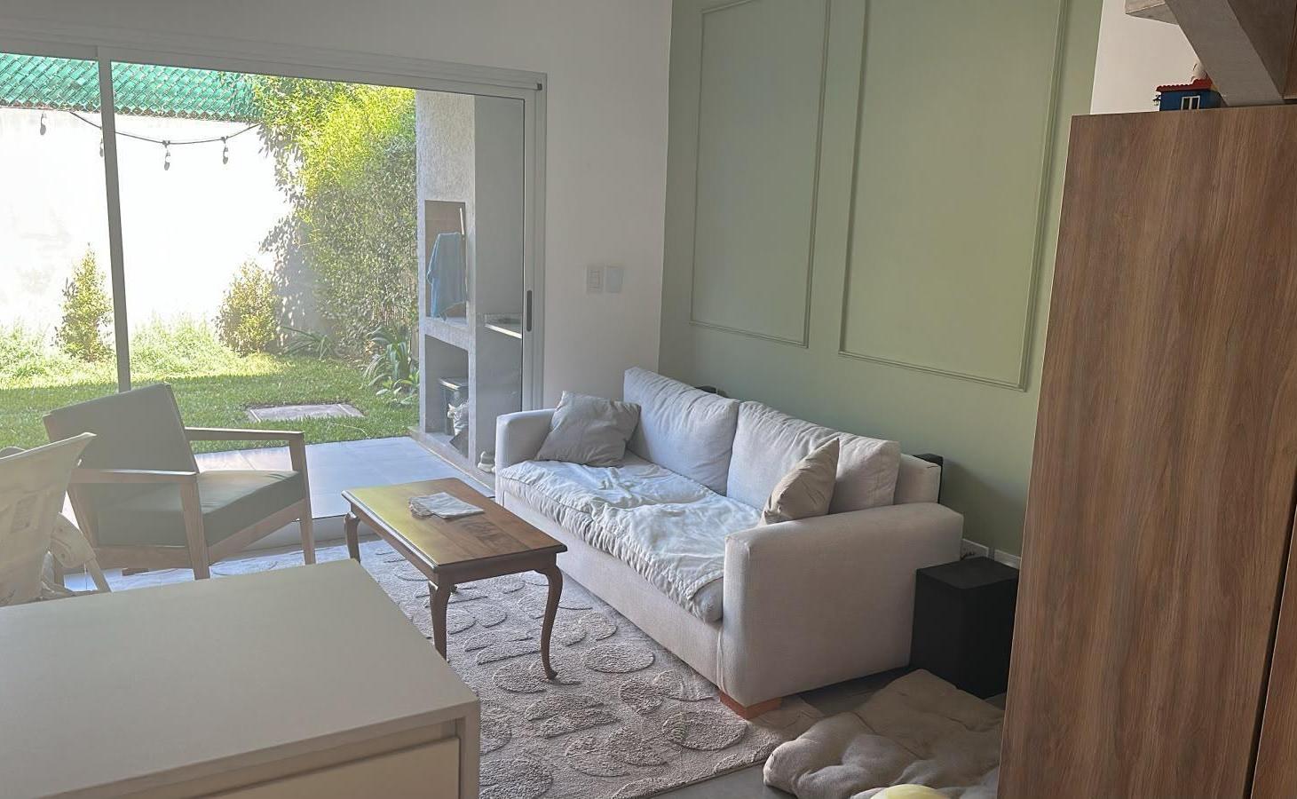 Foto de Triplex en venta en Tigre. Parrilla y jardín. Terrazas al río., imagen 1