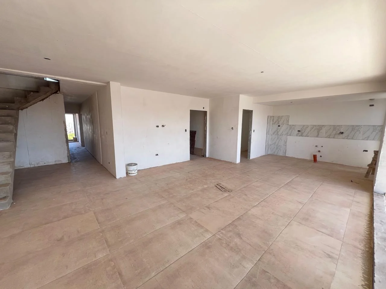 Venta Piso Con Terraza Privada, Lanús, 260M2.