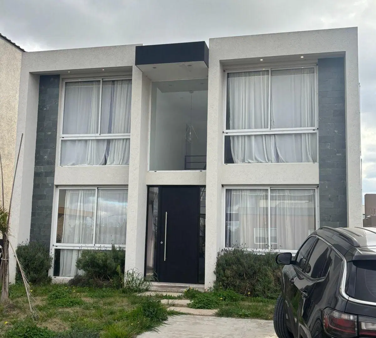 Maravillosa casa en el barrio privado Laguna azul 5