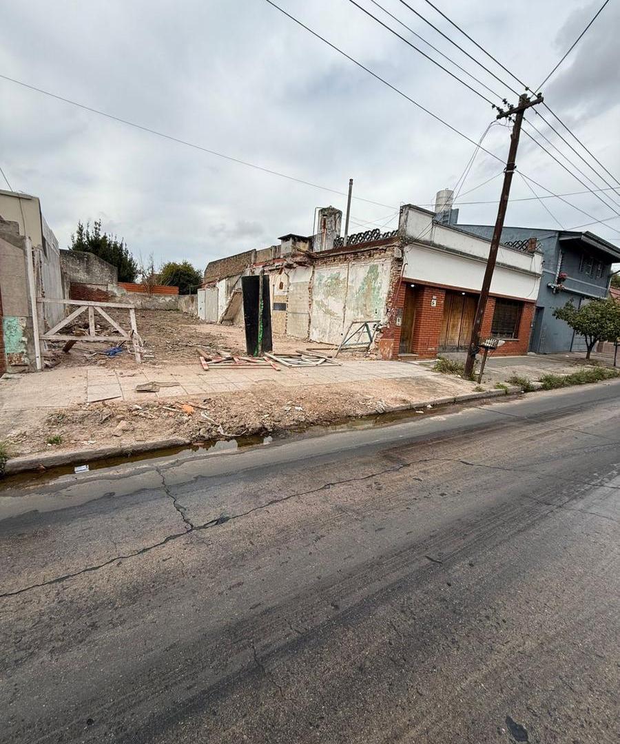 Foto de VENTA TERRENO 251m2, EN REMEDIOS DE ESCALADA., imagen 2