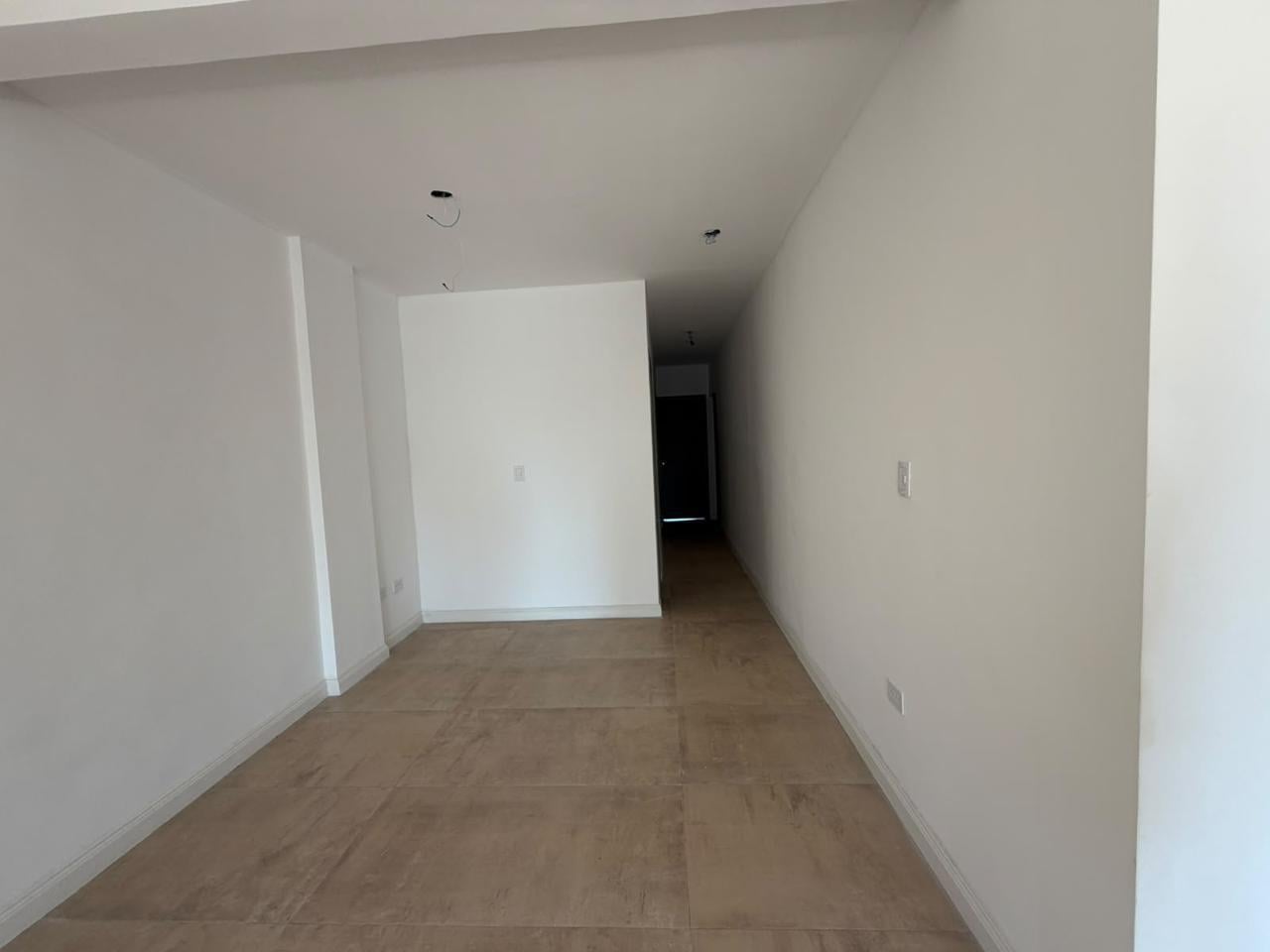 Foto de Venta 4 Ambientes, Piso Completo C/Cochera, Lanús Oeste., imagen 1