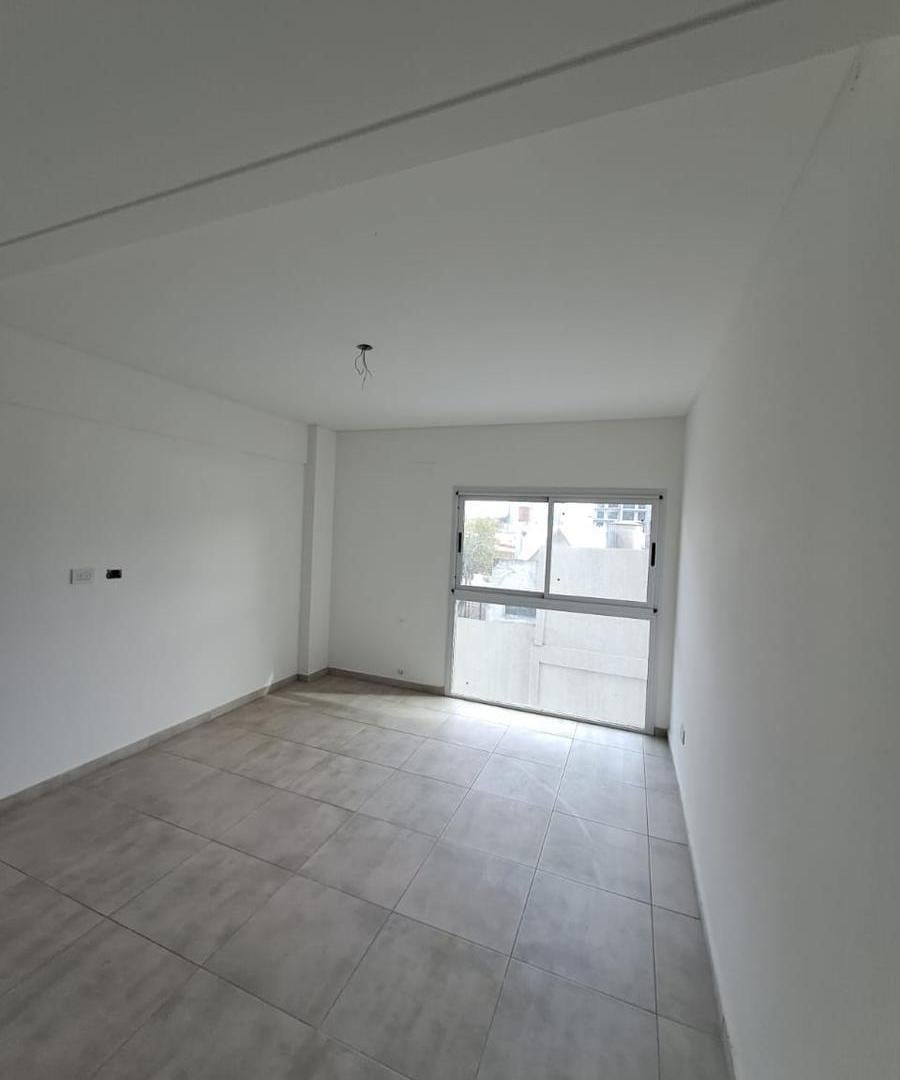 Foto de Venta de Departamento en Moron 2 ambientes, imagen 5