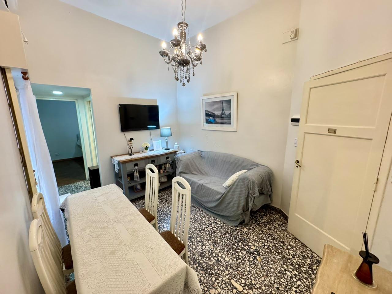 Foto de Venta PH 54M2, Tres Ambientes, Almagro, Abasto., imagen 3