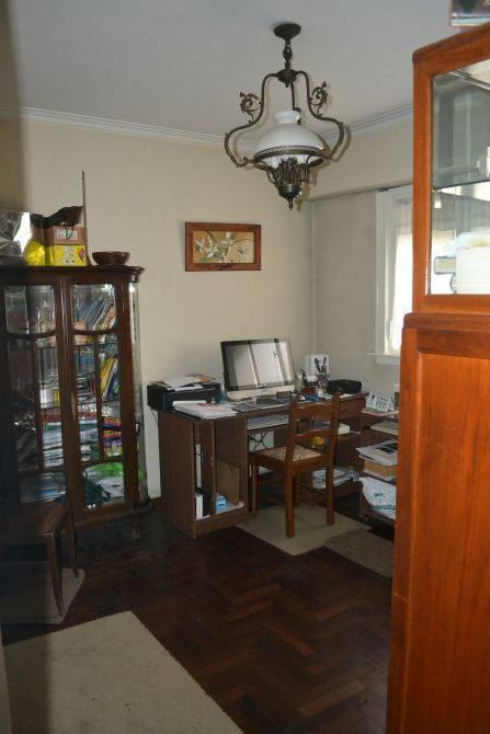 VENTA CASA 6 AMBIENTES EN 2 PLANTAS TEMPERLEY