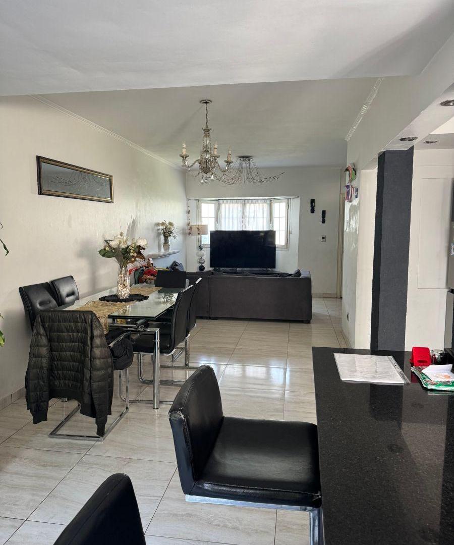 Foto de VENTA TRIPLEX 4 AMB EN ADROGUE VILLAGE, imagen 4