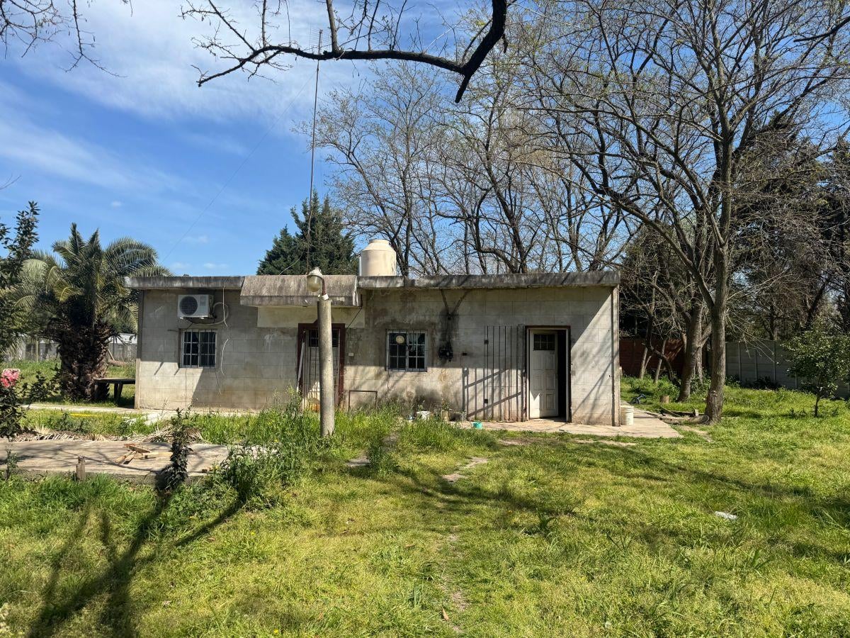 Foto de VENTA LOTE 40 X70 EN SPEGAZZINI, imagen 4