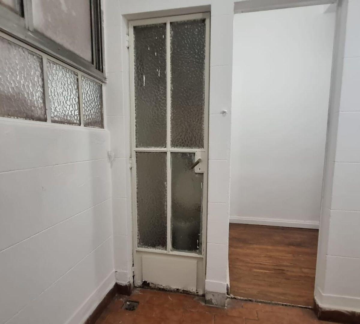 Venta Departamento 3 Ambientes con Dependencia 2
