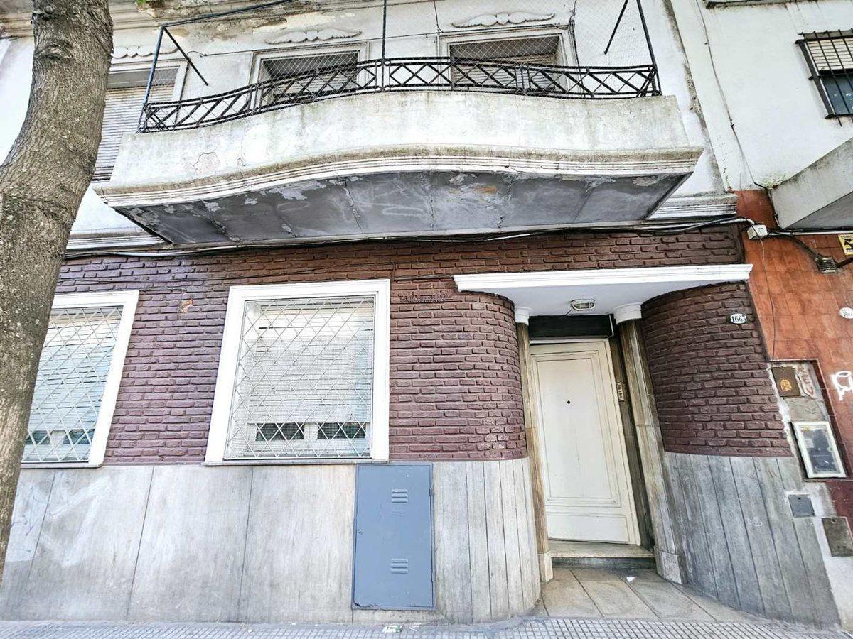 Venta PH 2 Ambientes Barracas Planta Baja 4