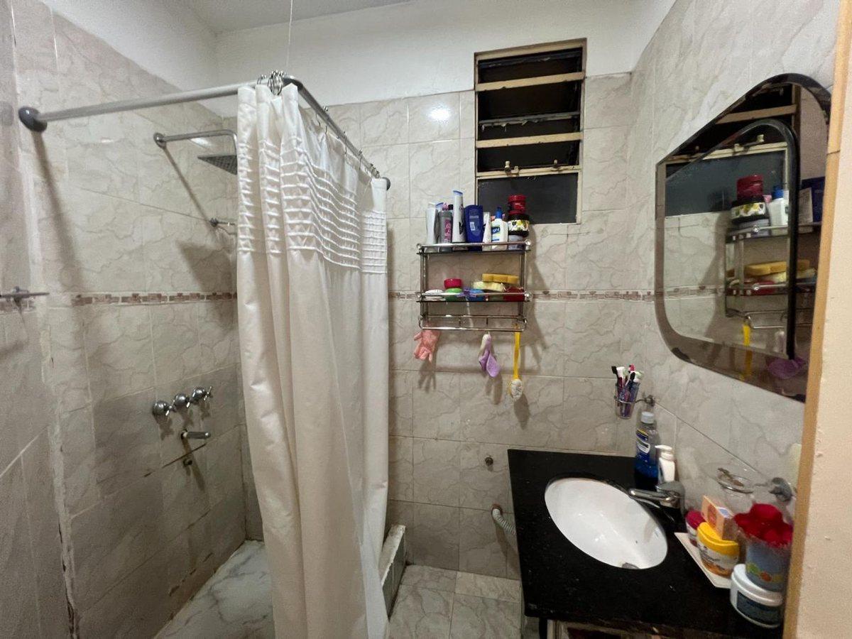 Venta Departamento 5 Ambientes Balcon Microcentro 1