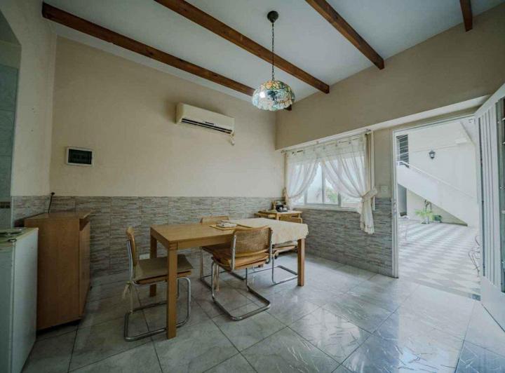 Casa 8 ambientes Floresta fondo pileta quincho 2