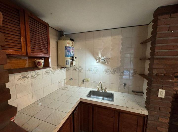 VENTA CASA 5 ambientes Berazategui 5
