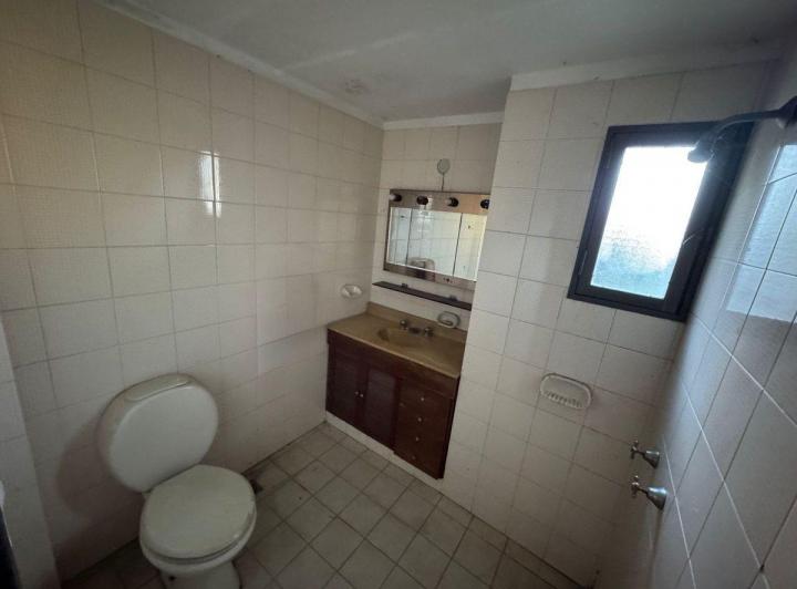 VENTA CASA 5 ambientes Berazategui 4