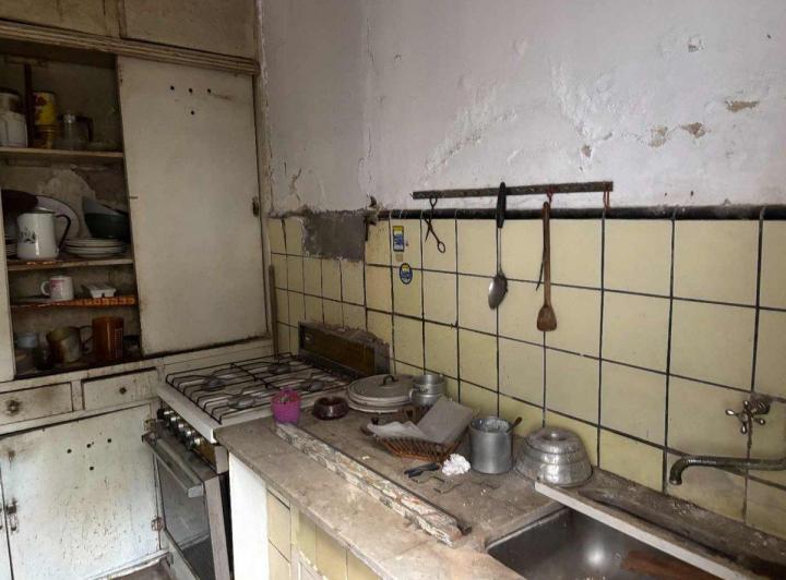 CASA EN VENTA 6 AMB A REFACCIONAR EN VILLA DEVOTO 5