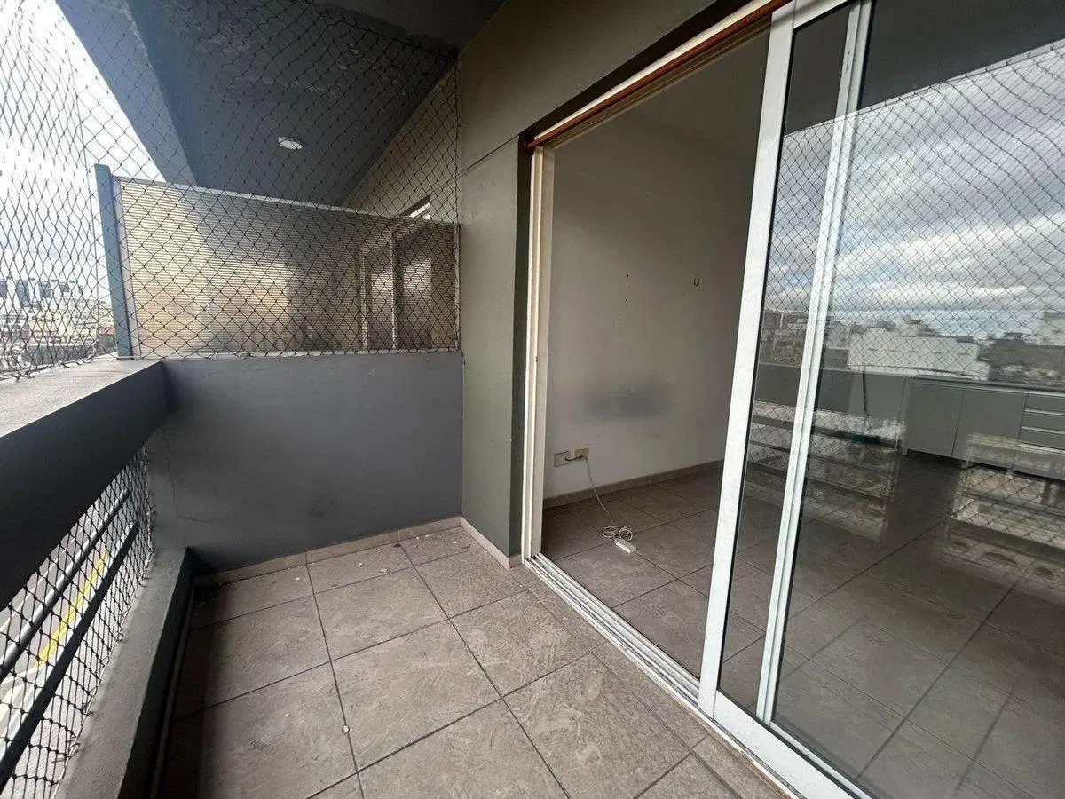 VENTA MONOAMBIENTE CON BALCON EN SAN CRISTOBAL 2