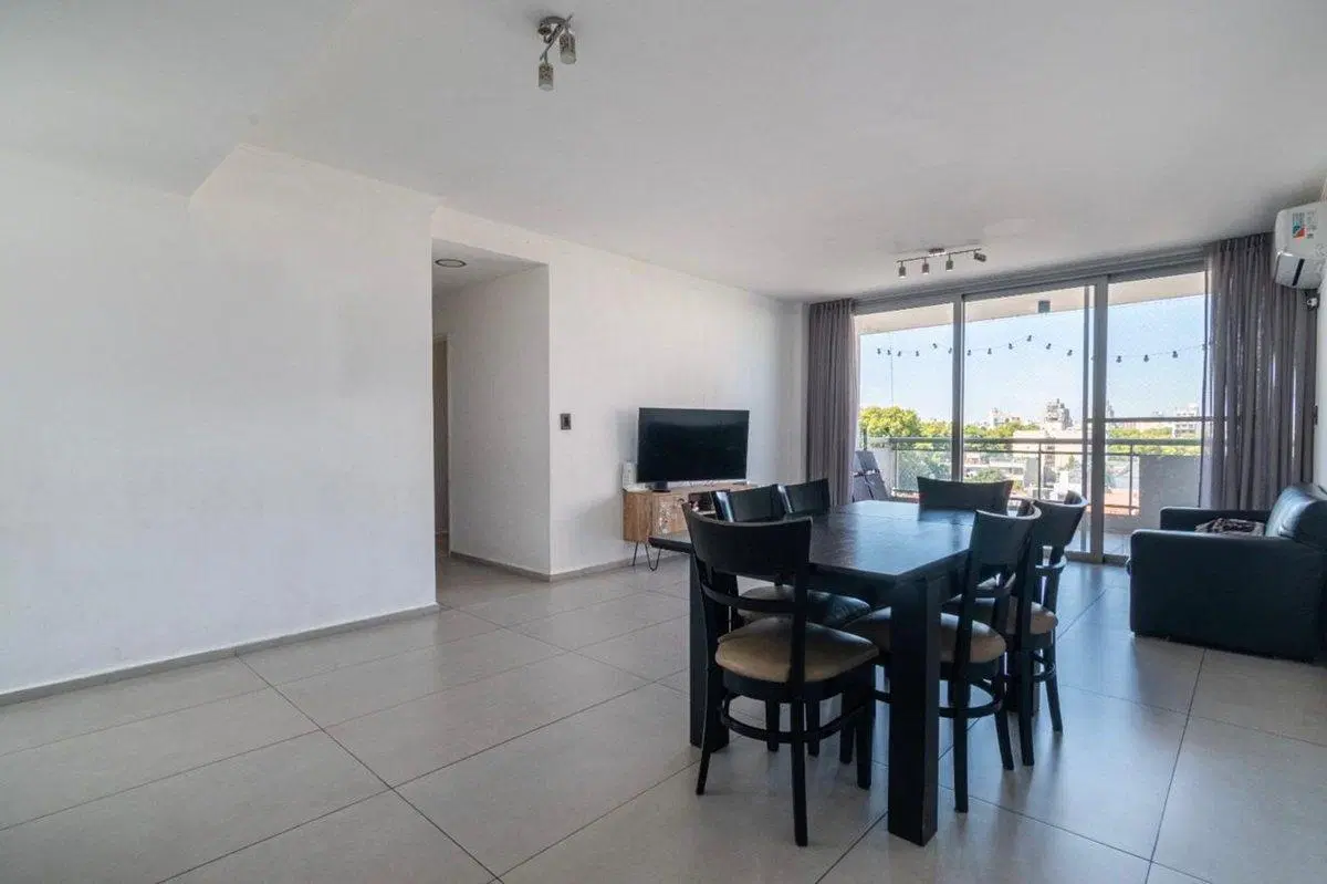 VENTA DEPARTAMENTO 4 AMBIENTES BALCON Y COCHERA 3