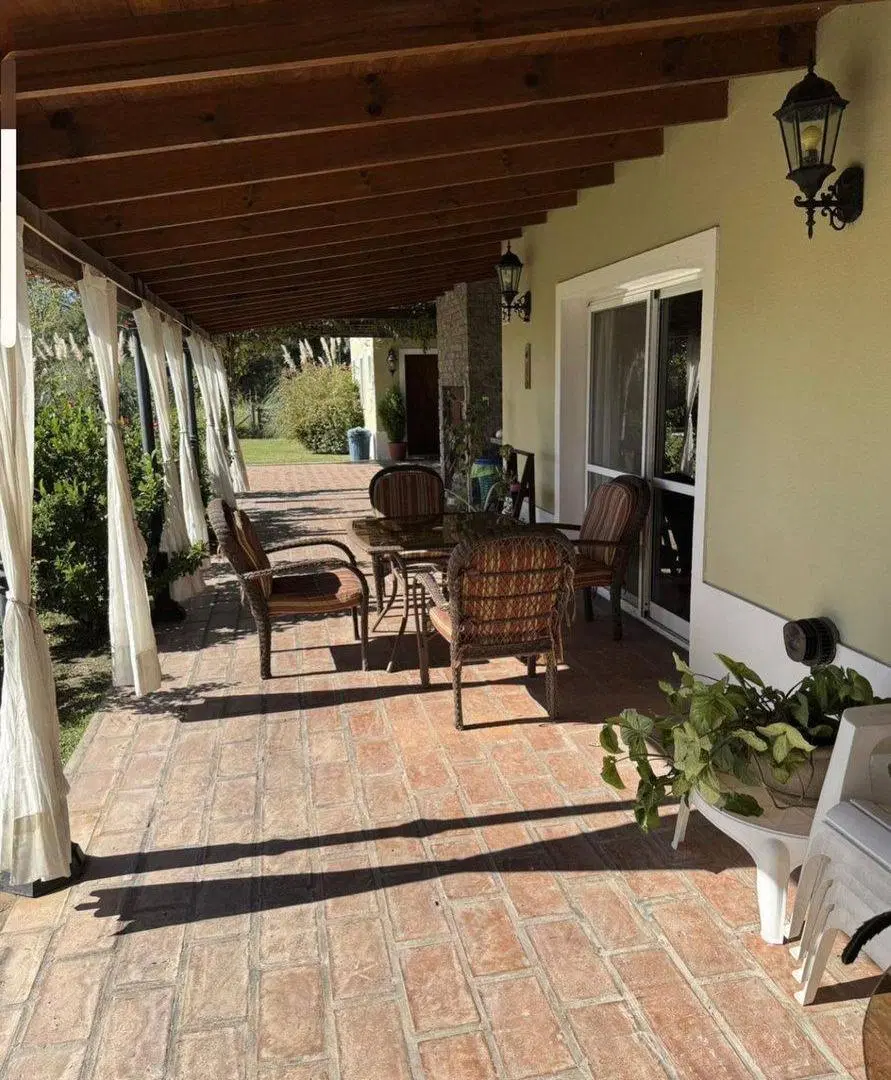 VENTA CASA 4 AMBIENTES LOS CARDALES CHACRA 3