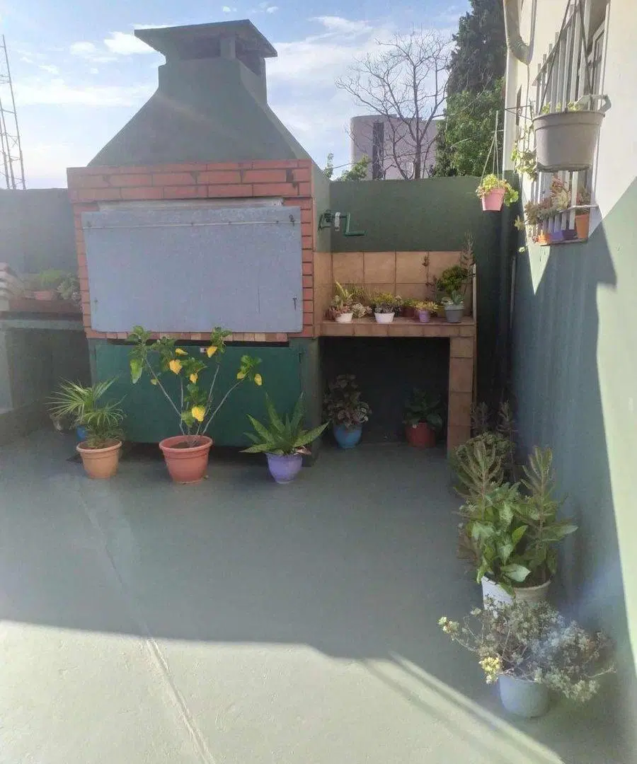CASA 3 AMBIENTES LANUS OESTE VENTA  CON LOCAL 2