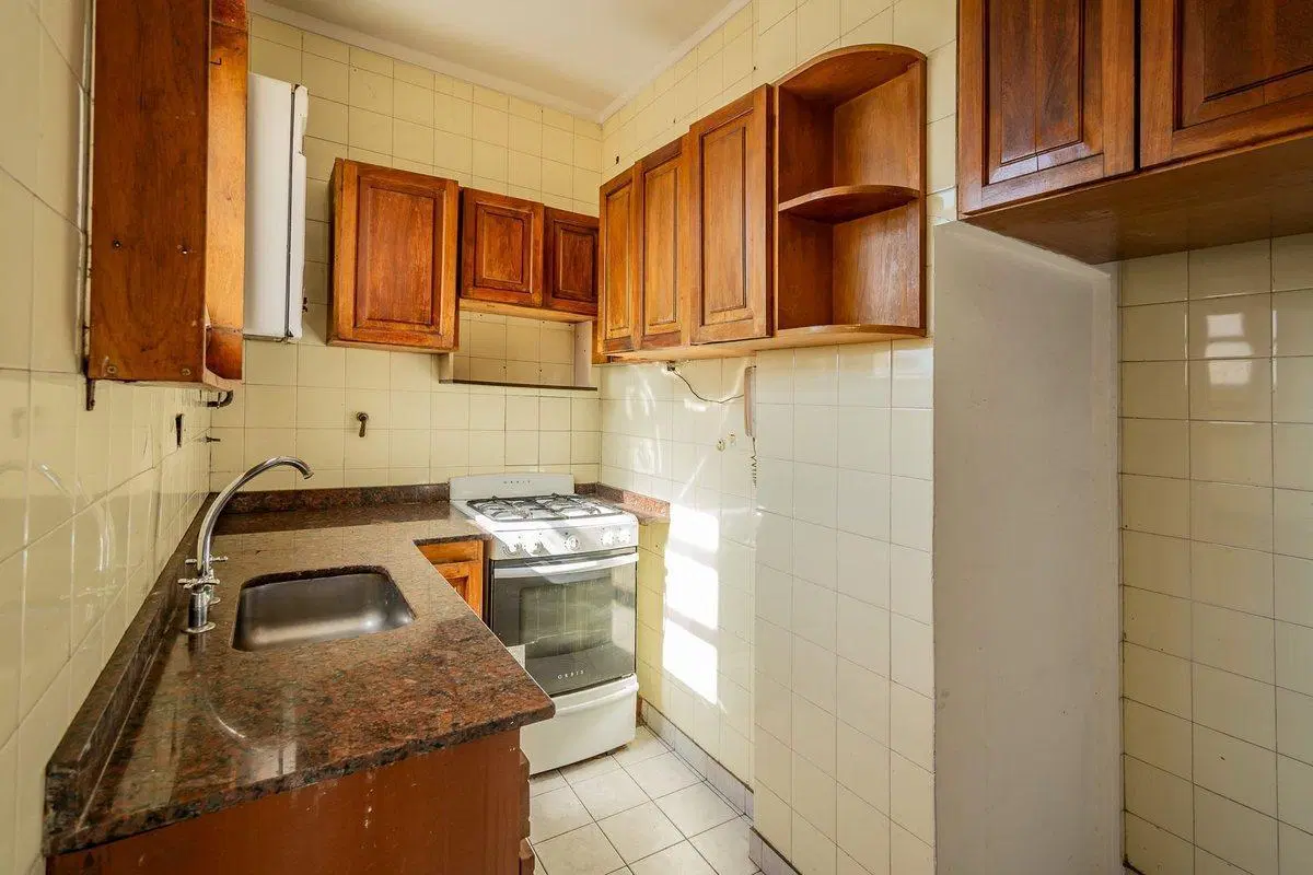 VENTA DEPARTAMENTO 2 AMBIENTES BALCON CHACARITA 5