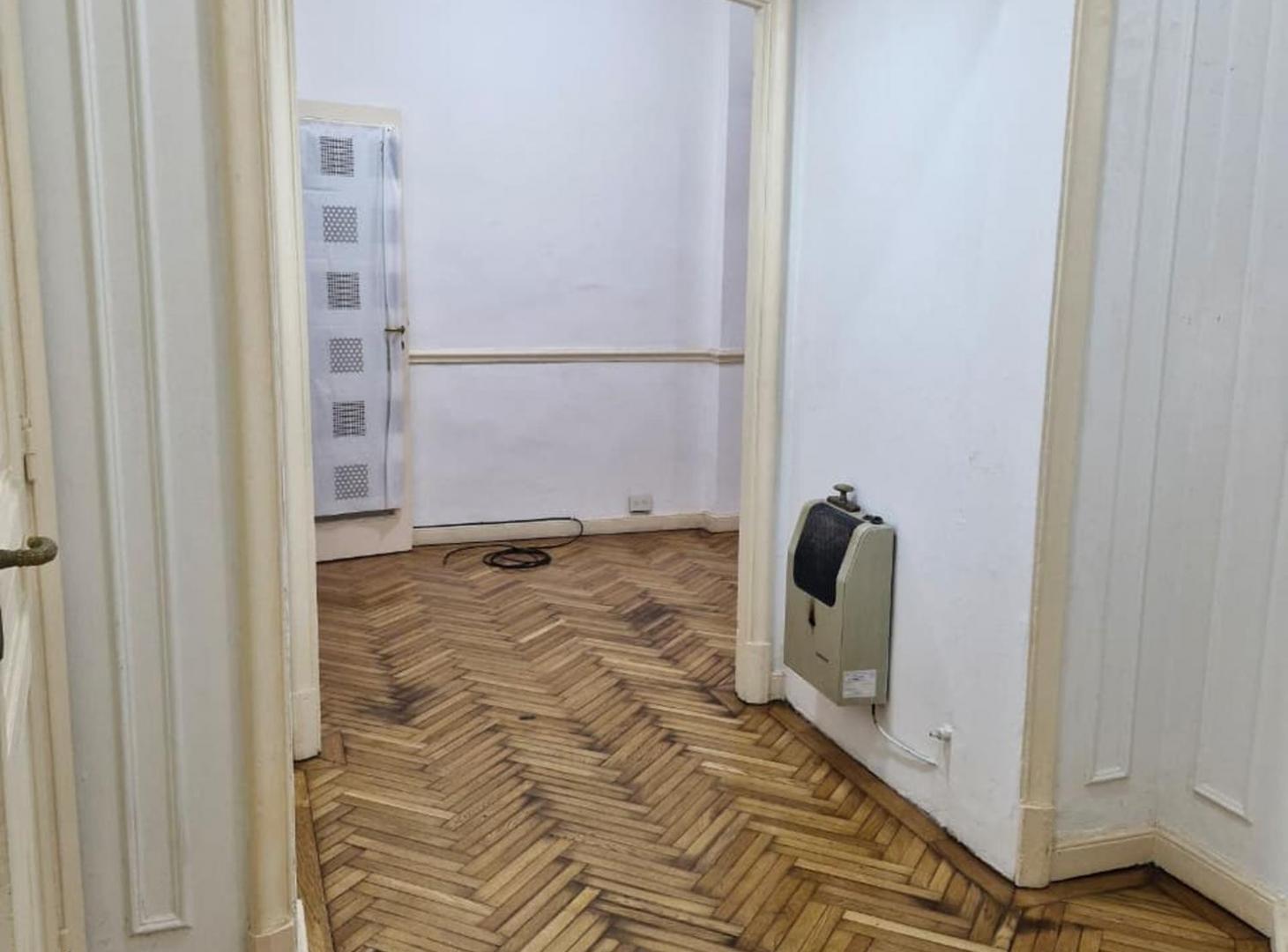 venta departamento tres ambientes BALVANERA