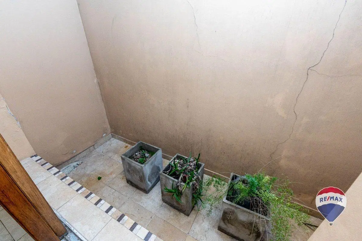 Venta casa 5 amb cochera. Barrio Naon Mataderos 4