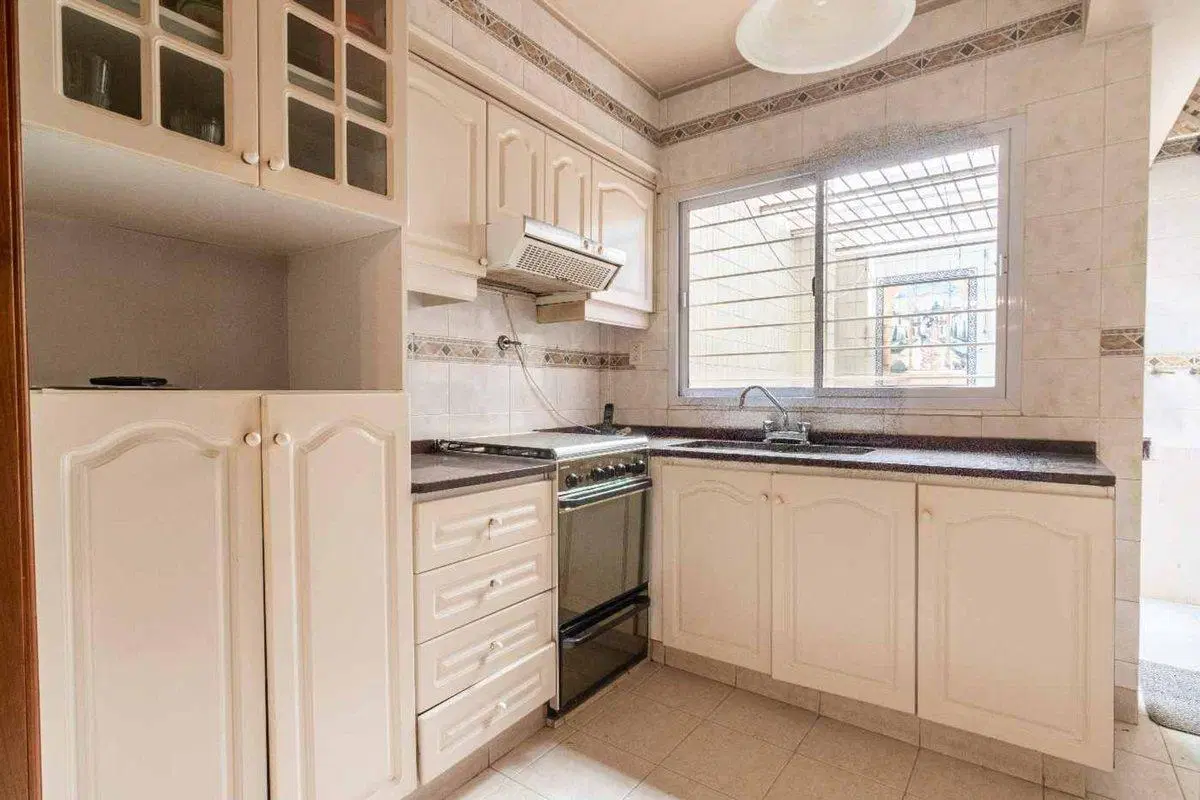 VENTA 4 AMBIENTES C/COCHERA Y DEP CABALLITO 5