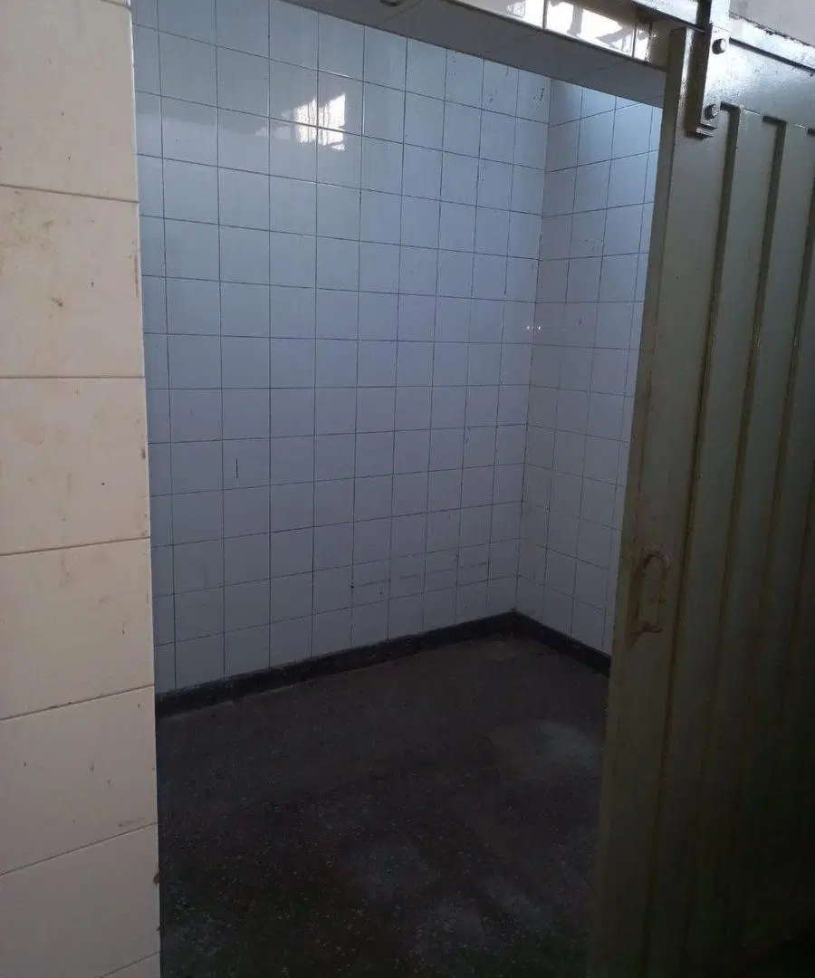 VENTA TERRENO CON   DEPOSITO EN TAPIALES 3