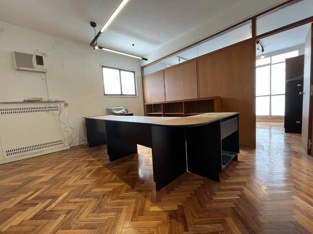 VENTA OFICINA EN MICROCENTRO 2