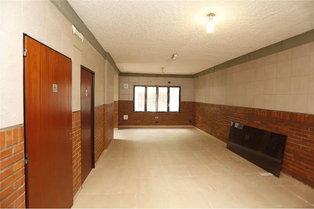 VENTA CASA 5 AMBIENTES CON PATIO A ESTRENAR 4