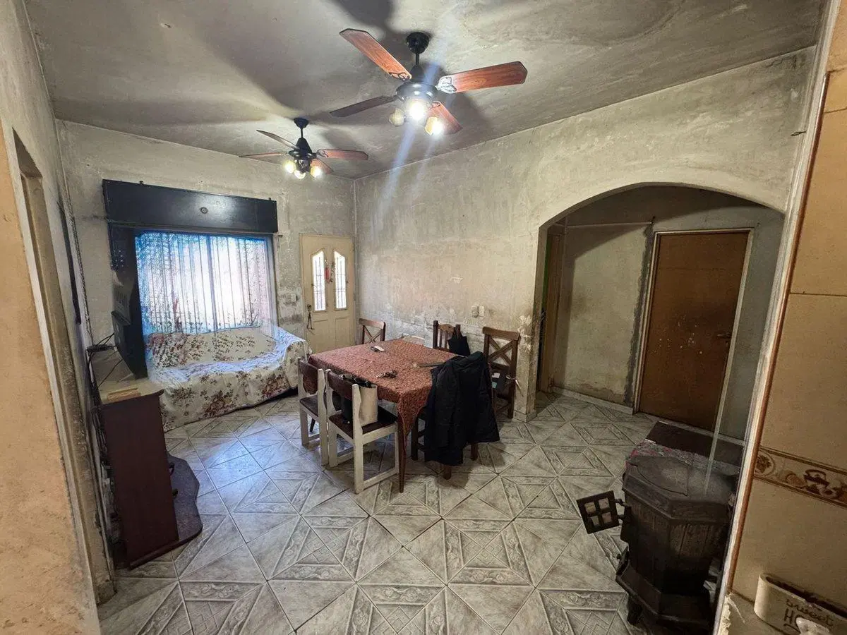CASA 8 AMBIENTES VENTA DOS PLANTAS VILLA CELINA 3
