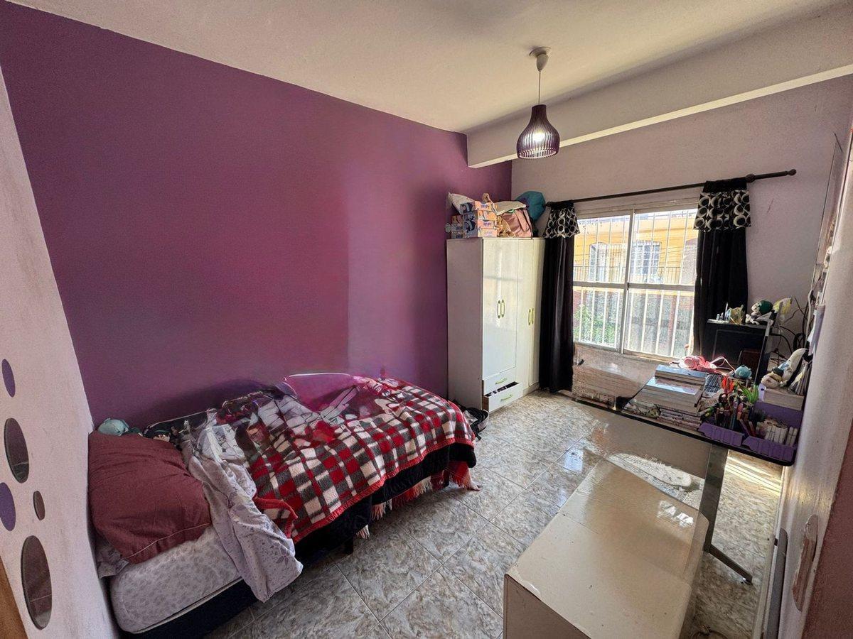 CASA 8 AMBIENTES VENTA DOS PLANTAS VILLA CELINA