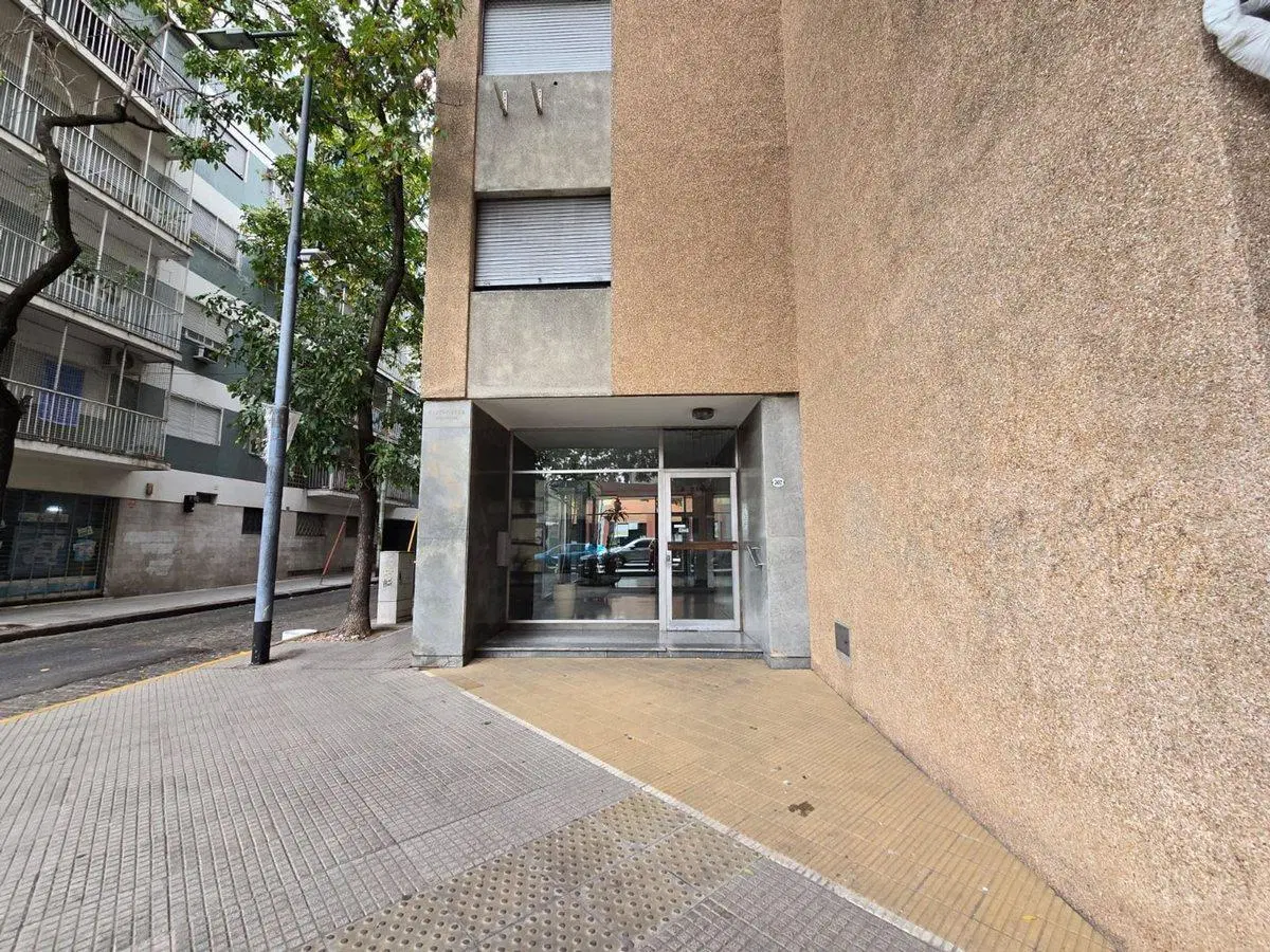VENTA DEPARTAMENTO 2 AMBIENTES FLORESTA LUMINOSO 8