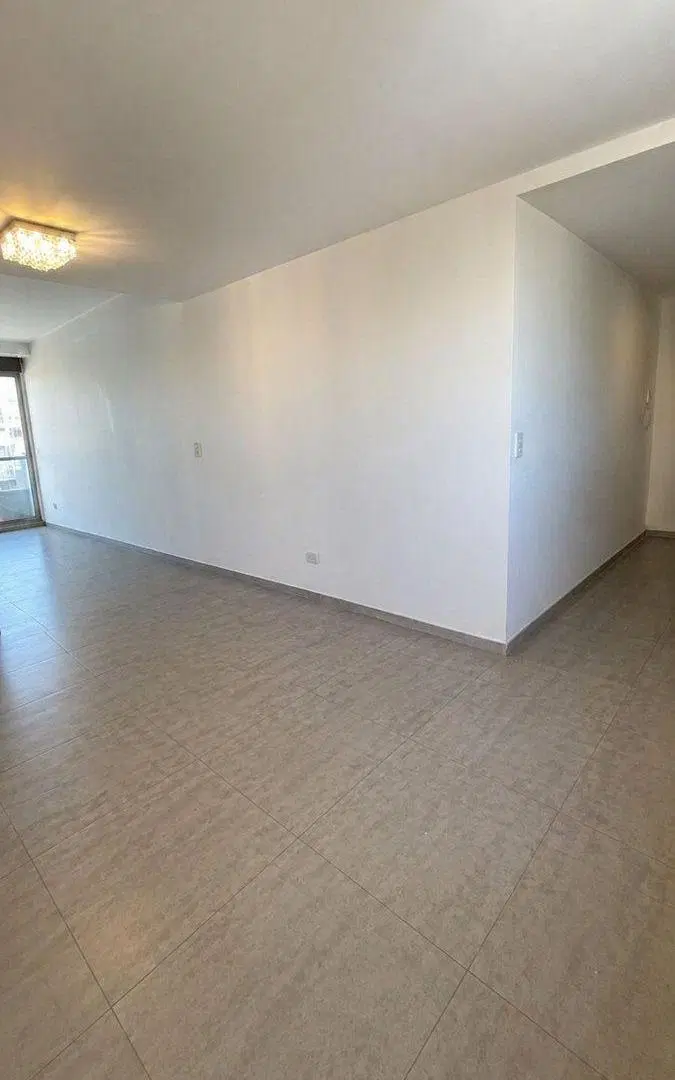 VENTA MONOAMBIENTE CON BALCON FLORES NORTE 2