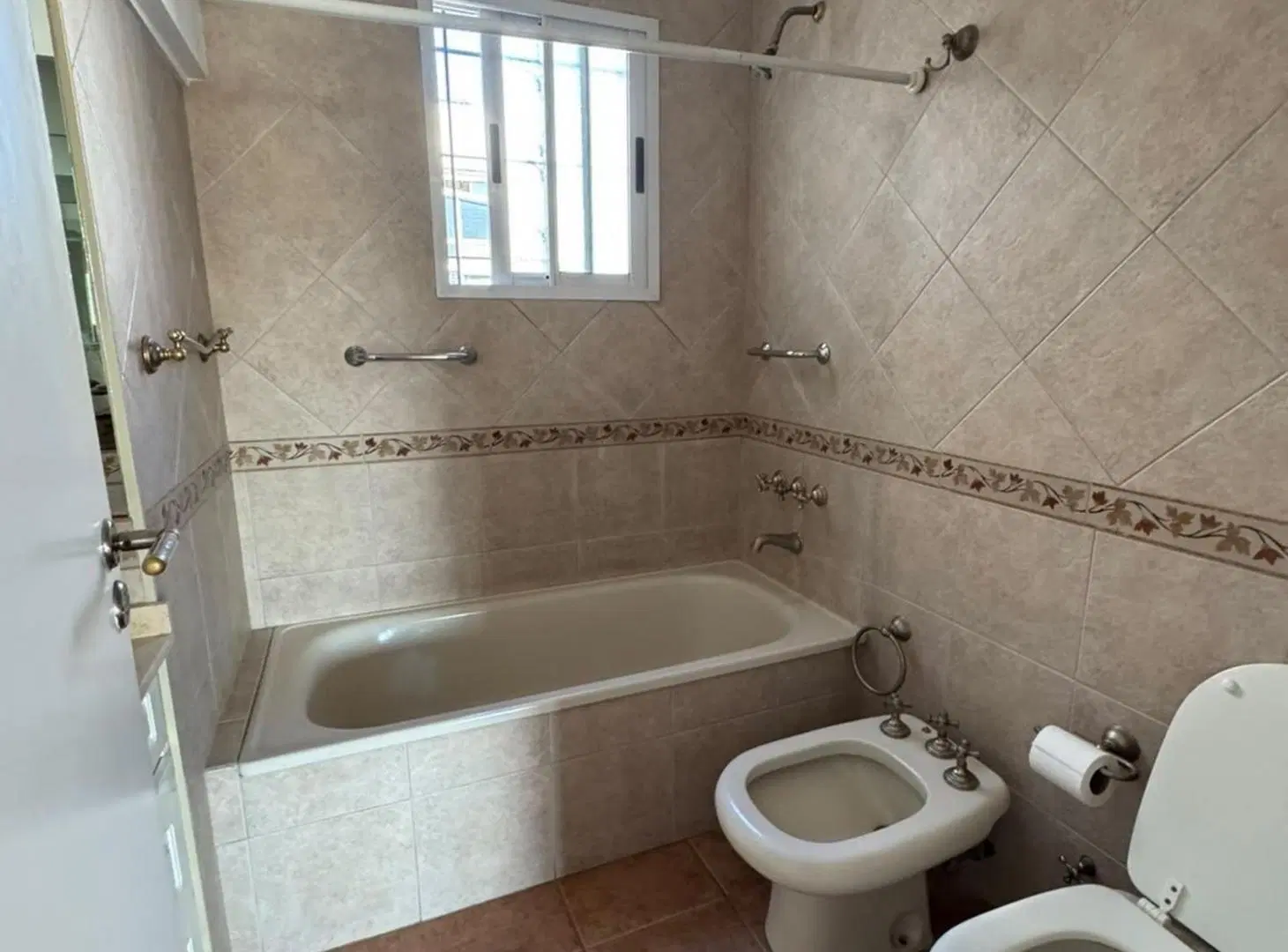 VENTA DEPARTAMENTO 3 AMBIENTES PISO ALTO CONGRESO 3