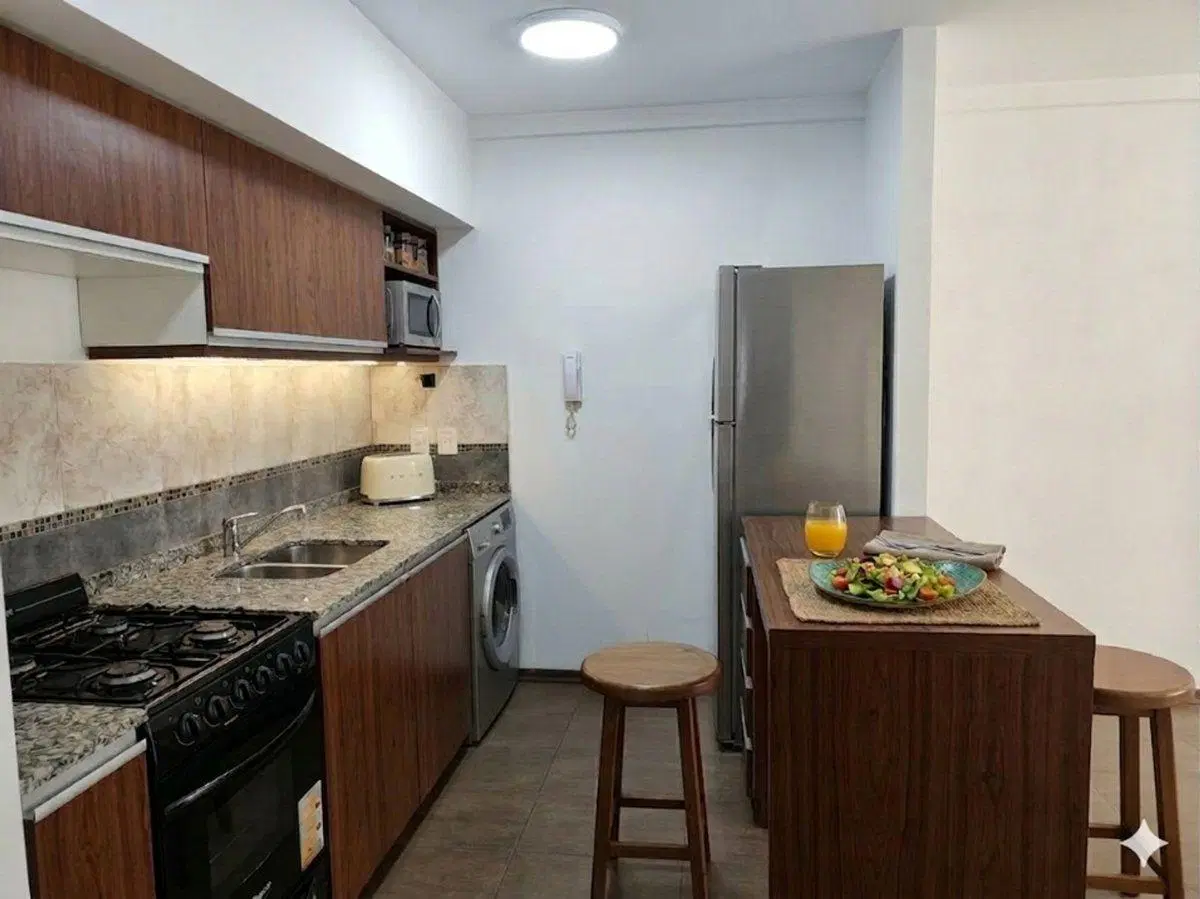 ALQUILER MONOAMBIENTE CON BALCON EN CABALLITO 3