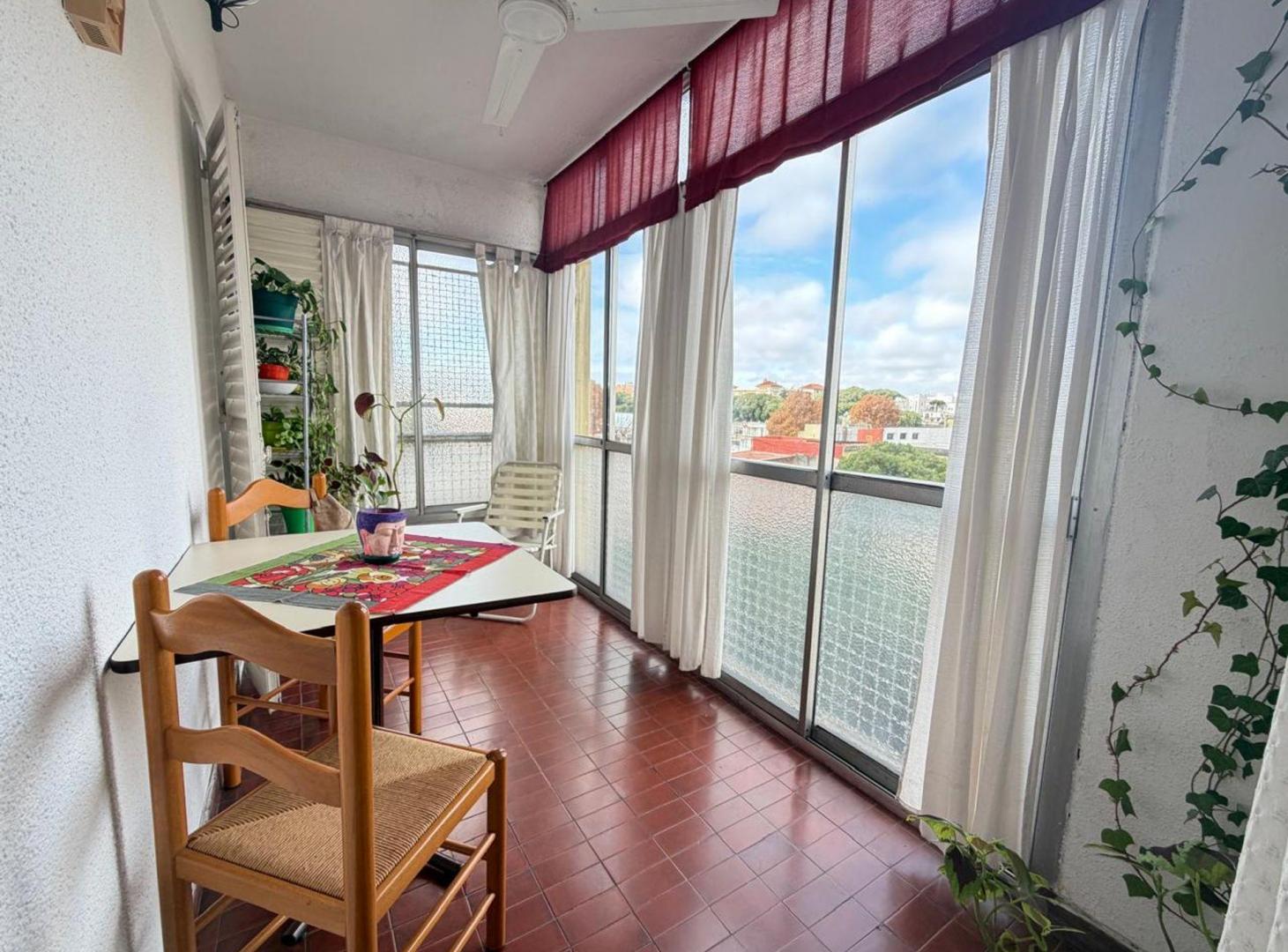 VENTA DEPARTAMENTO 3 AMBIENTES CON BALCON