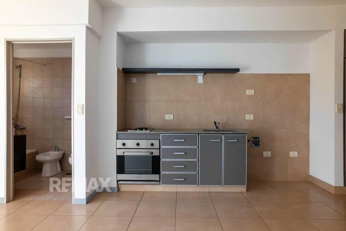 VENTA DEPARTAMENTO MONOAMBIENTE EN BALVANERA 5