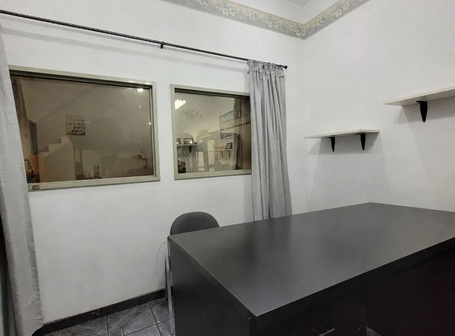 Venta Lanús Galpón 117m2 Planta Libre 2 baños 3