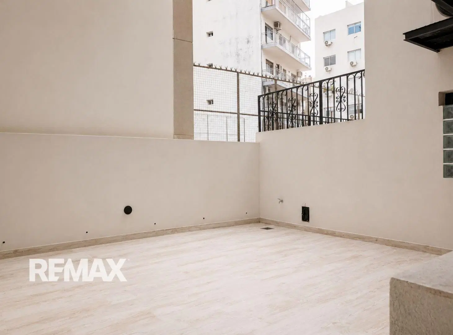 Venta Semipiso 3 Ambientes Dependencia Caballito 3