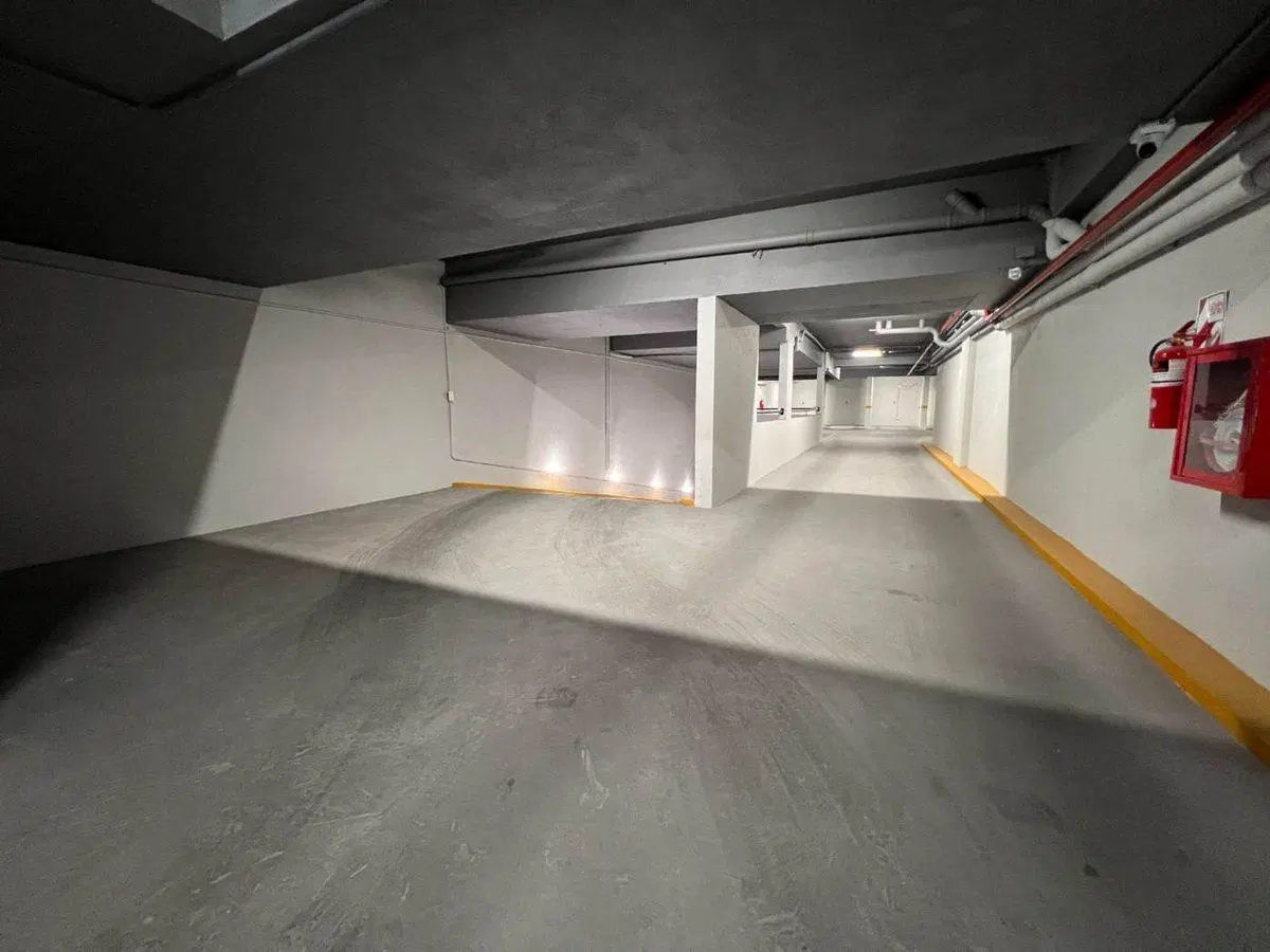 VENTA DE COCHERA SUBSUELO EN AV. SAN JUAN 2816 3